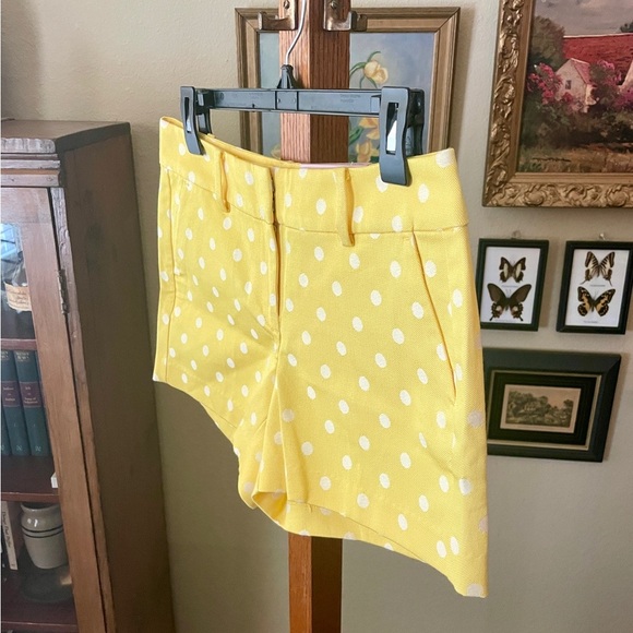 NWT Ann Taylor Petite Signature shorts pockets 3.5” inseam 4P yellow white dot - Picture 3 of 10